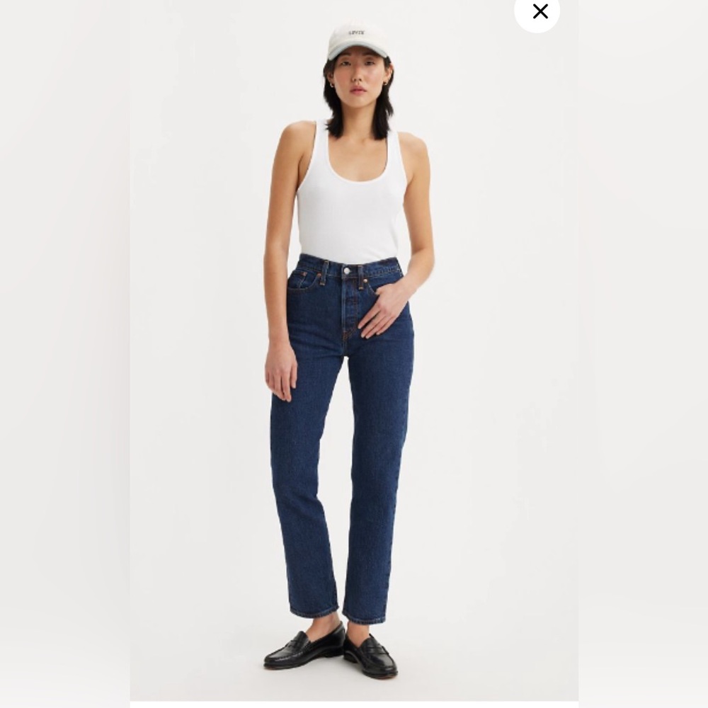 Levi’s wedgie straight jeans